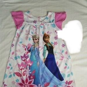 Disney Store Frozen Elsa and Anna Princess